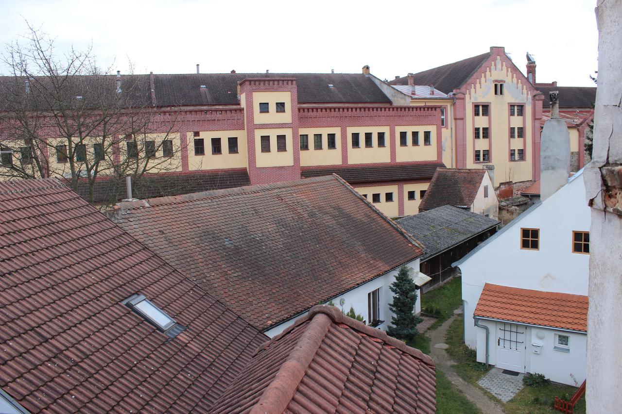 Rodinny Hotel Myslivna Trebon Exterior foto